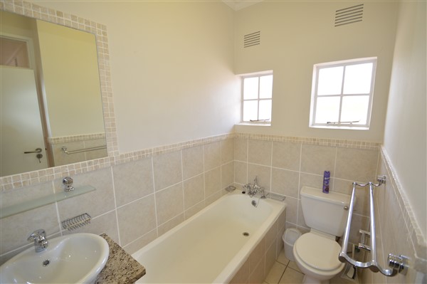 To Let 4 Bedroom Property for Rent in Seaside Longships Western Cape